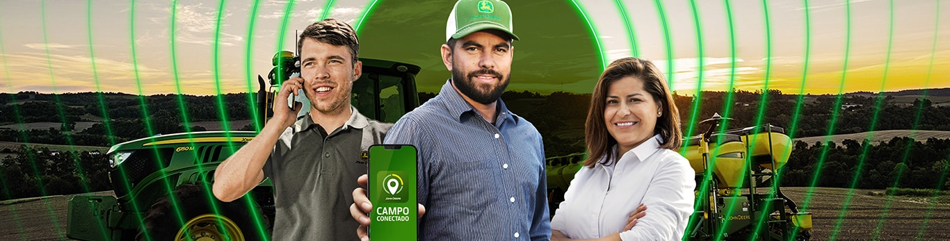 Tres personas con un teléfono celular con las palabras "Campo conectado", en un campo