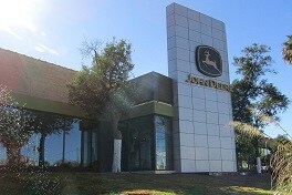 Industrias John Deere en Saltillo, México establece su Política Ambiental.