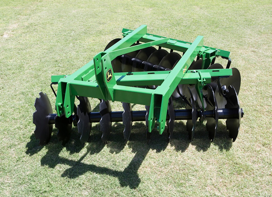Rastra 660 en el campo.